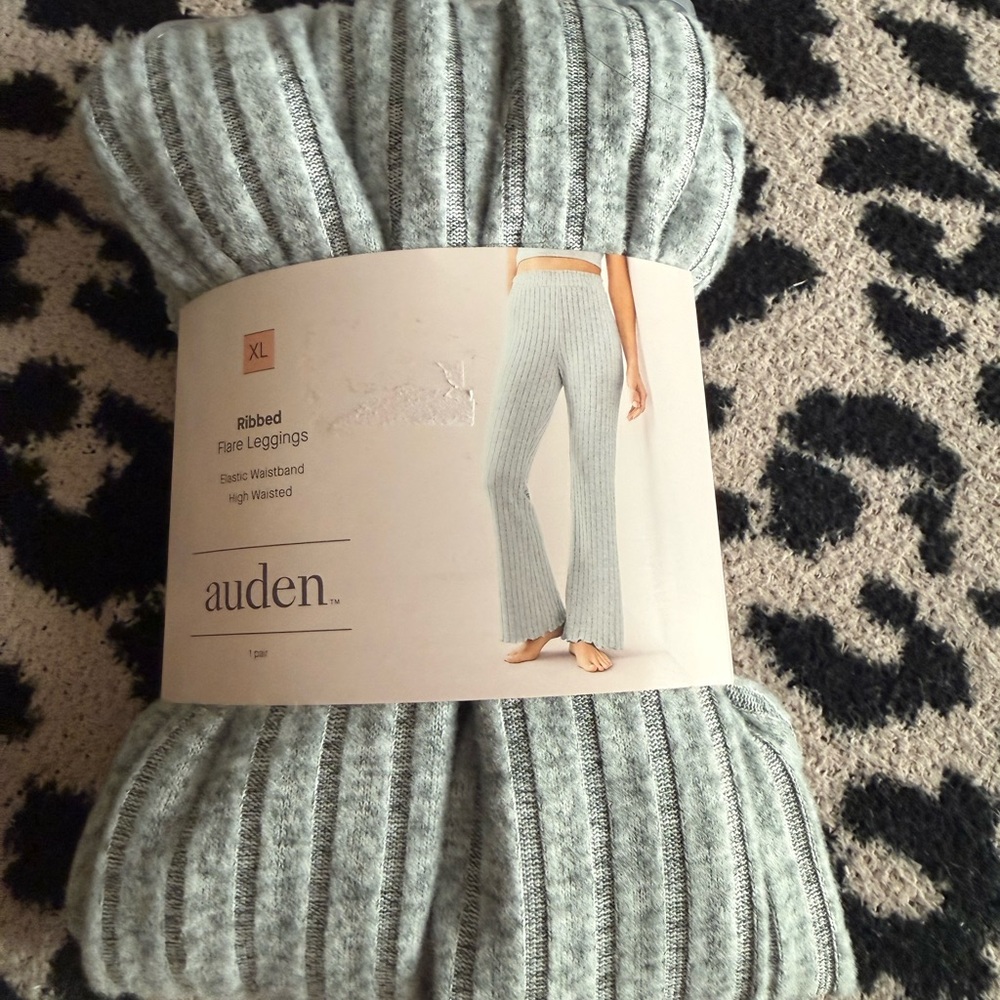Ribbed Flare Leggings- XL